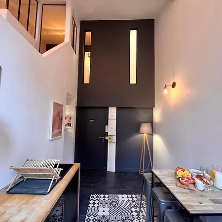 Coraline Apartment *